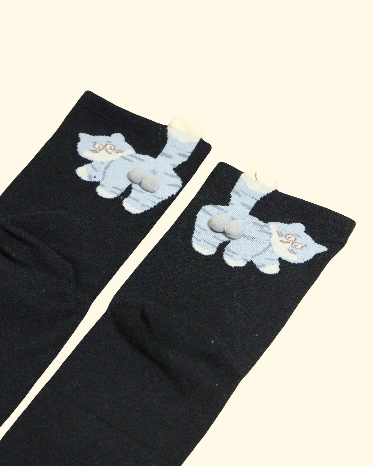 cat balls black 02 cat balls black 02